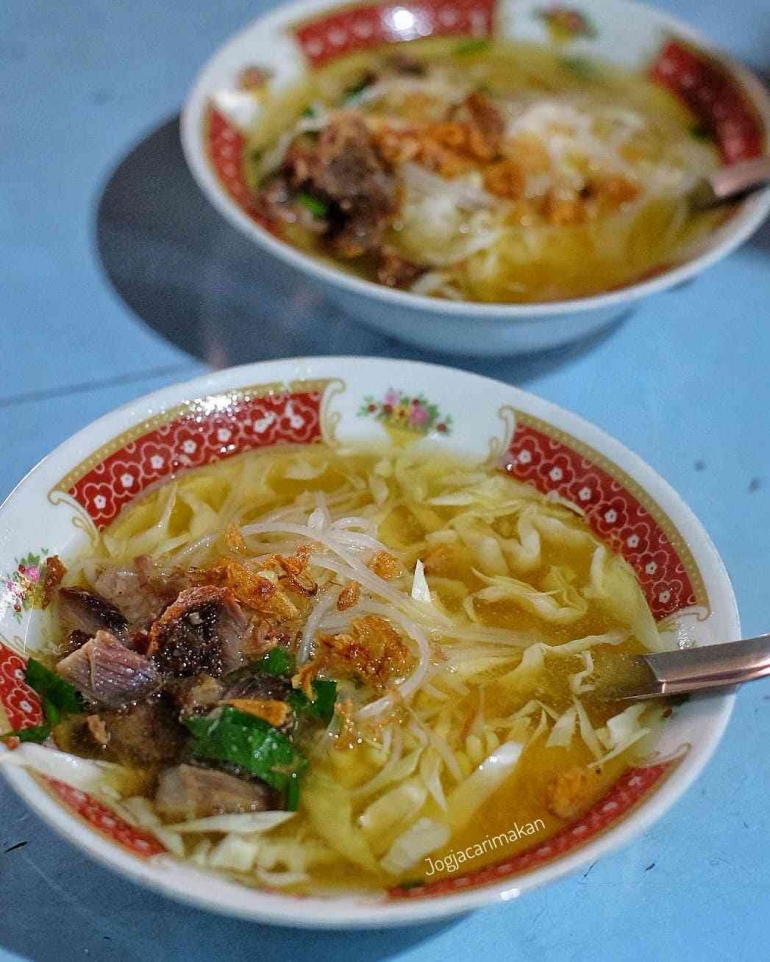 Soto Gorengan Mbah Pujo: Kenikmatan Cilacap yang Tak Pernah Pudar
